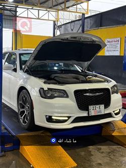 کرایسلەر 300